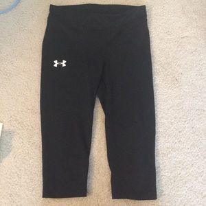 Under armour girls Capris pants